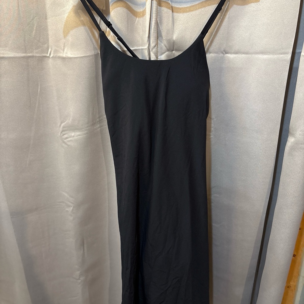 Xersion Women’s Black Strappy Athletic Dress with Built In Bra Size Small NWT